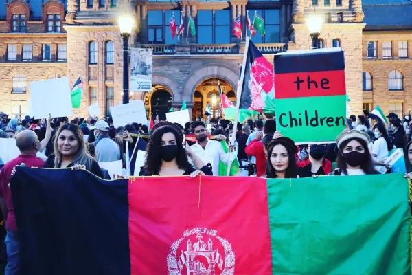 A7FB4355-3F66-427B-8F59-946BCE090227